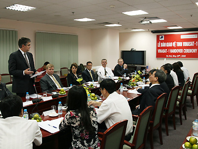 broban_300508_(vinasat)_1.jpg